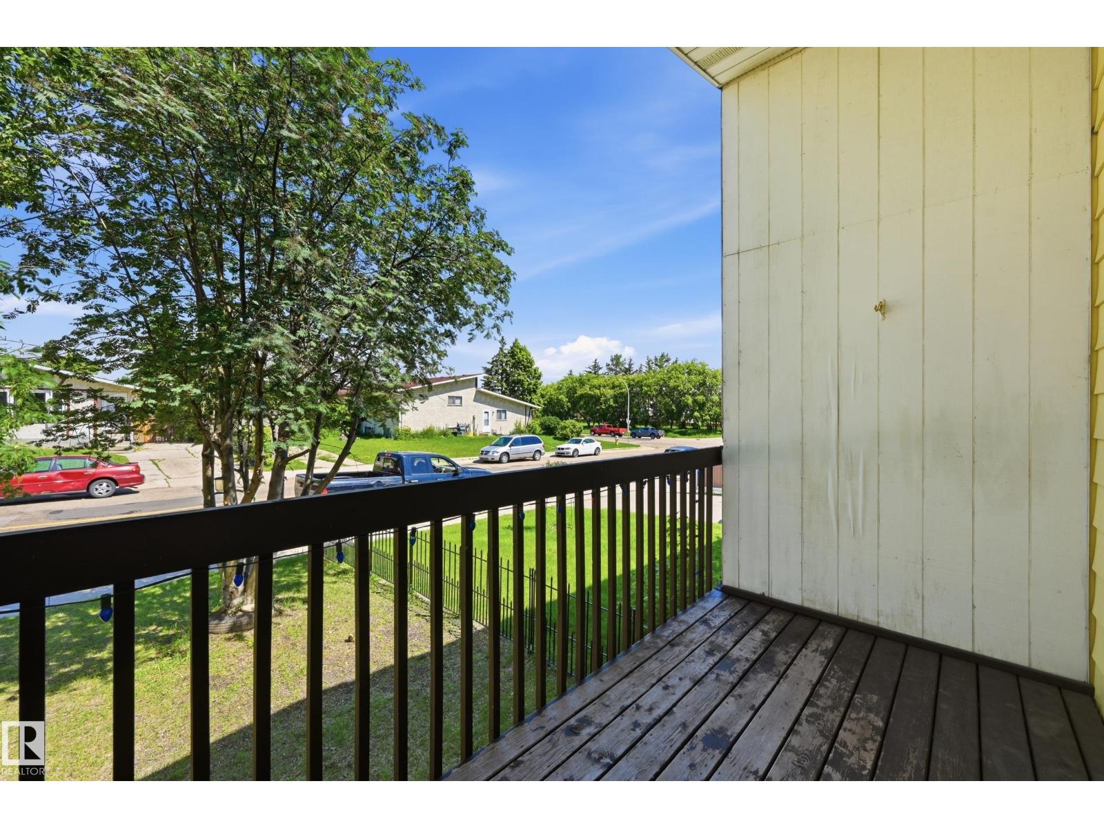 3413 135 AV NW - 23