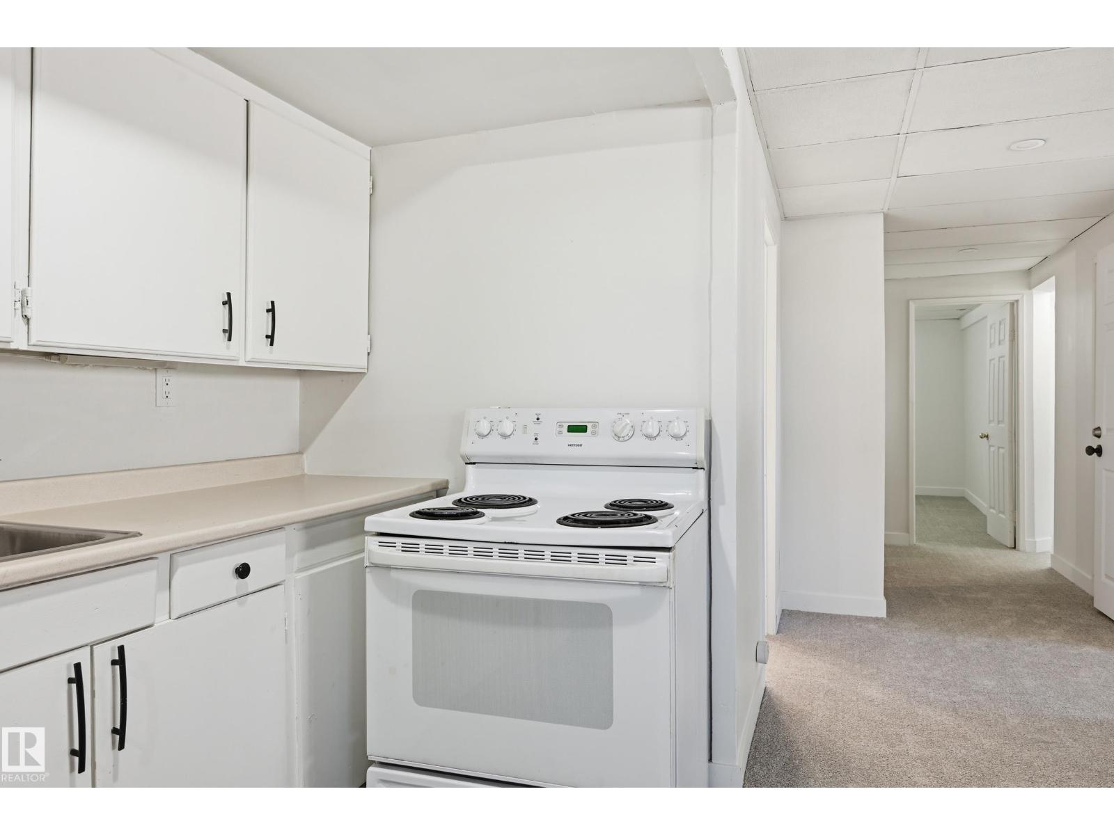 3413 135 AV NW - 15