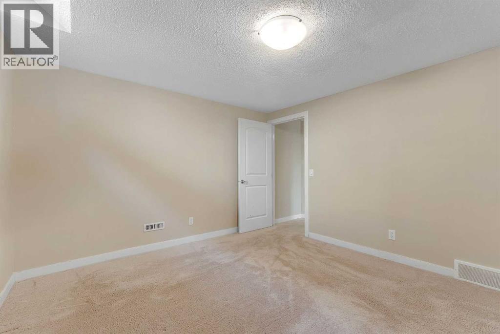 212 Springmere Road - 44