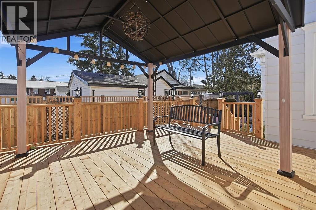 422 GREENFIELD STREET - 41