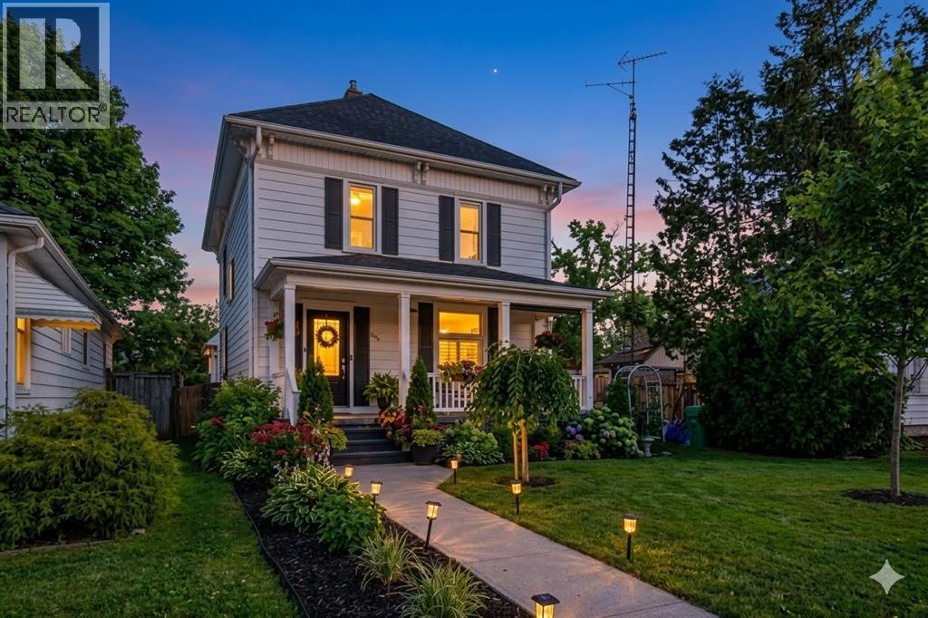 422 GREENFIELD STREET - 1