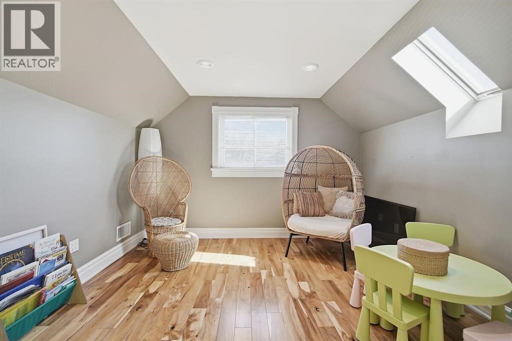 422 GREENFIELD STREET - 28