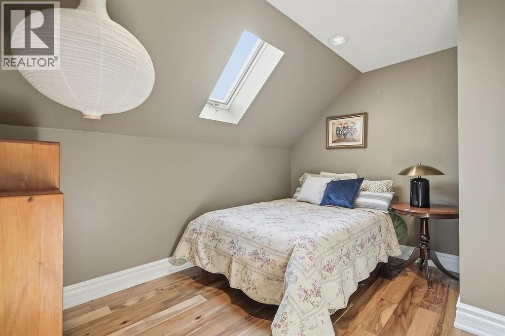 422 GREENFIELD STREET - 29