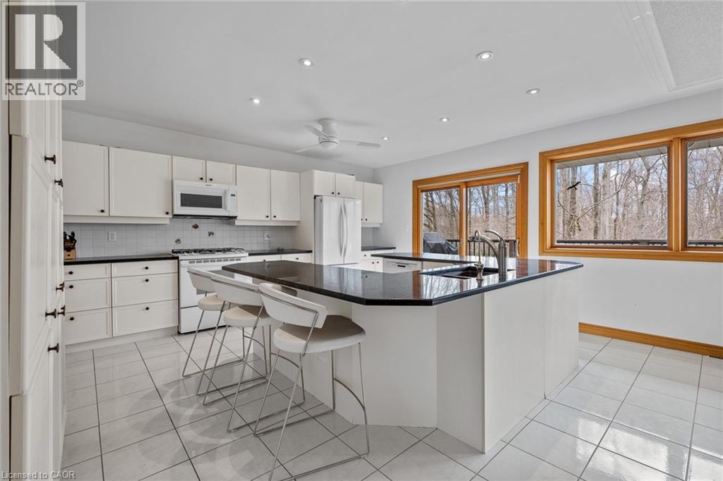 36 MAPLE HILL Drive - 14