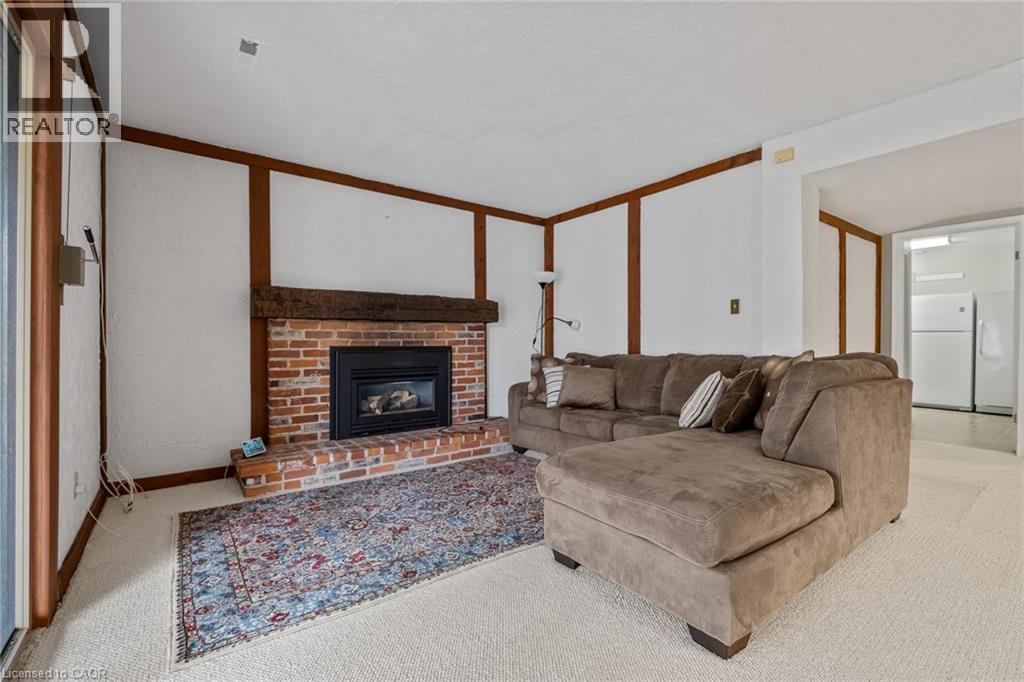 36 MAPLE HILL Drive - 28