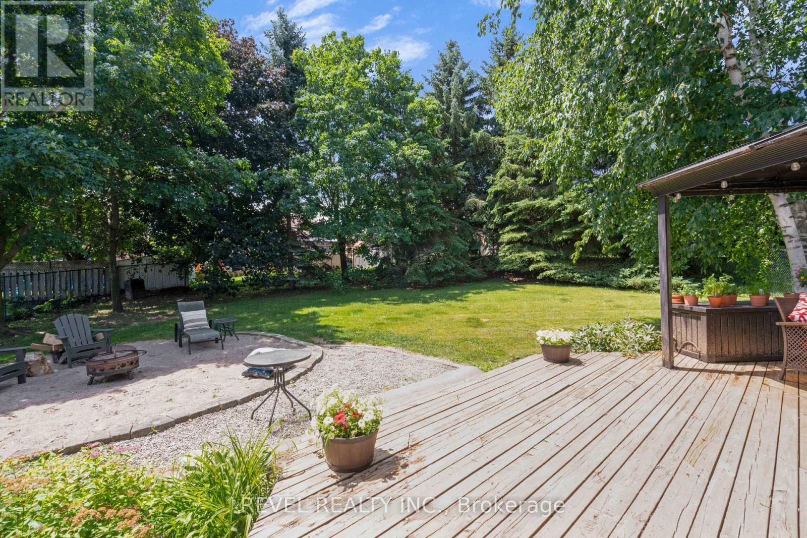 83 DEPEUTER CRESCENT - 31