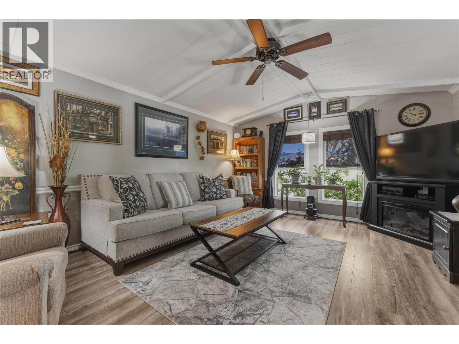 6960 Pleasant Valley Road - 3