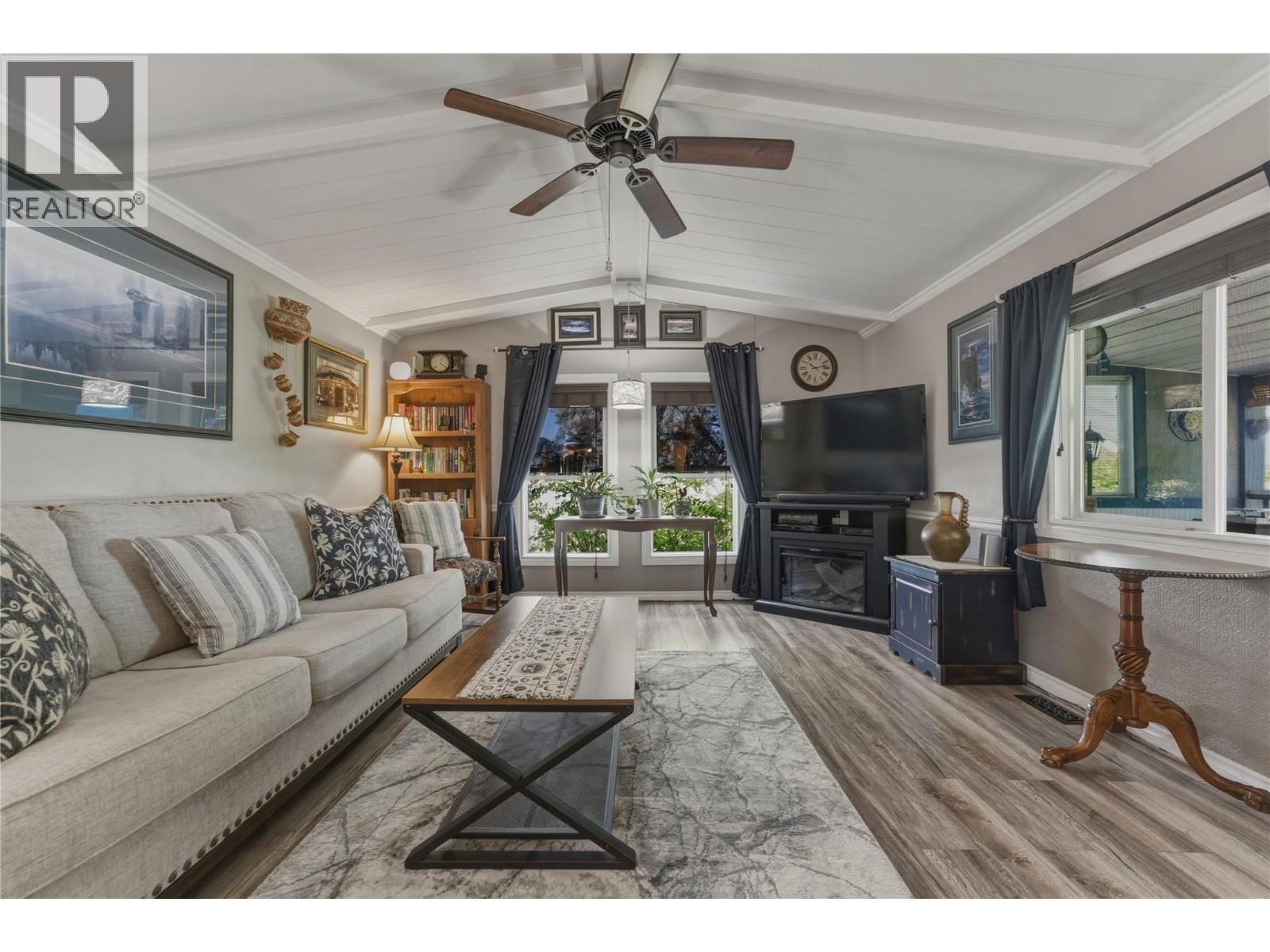6960 Pleasant Valley Road - 4