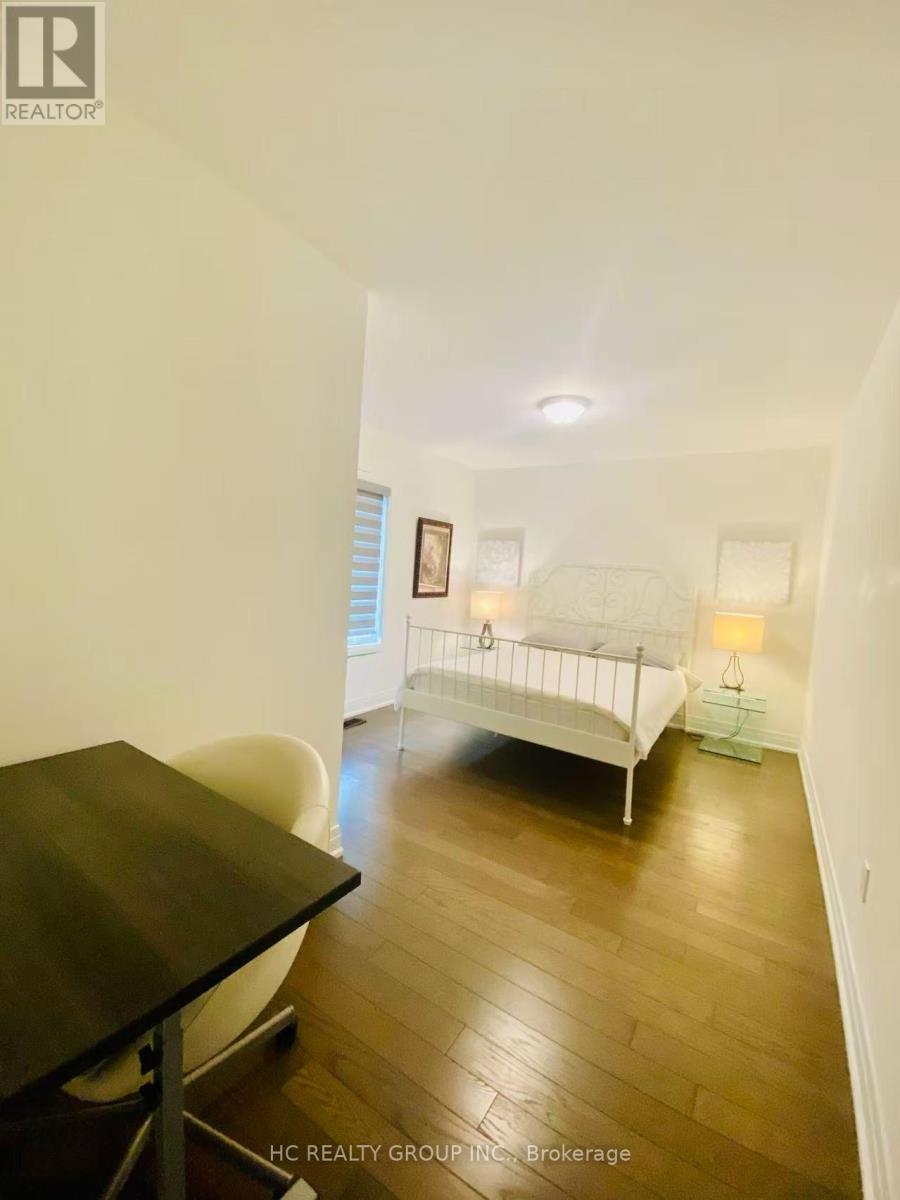 2130 ROYAL GALA CIRCLE - 9