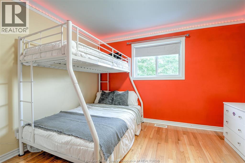 1051 CORA GREENWOOD - 18