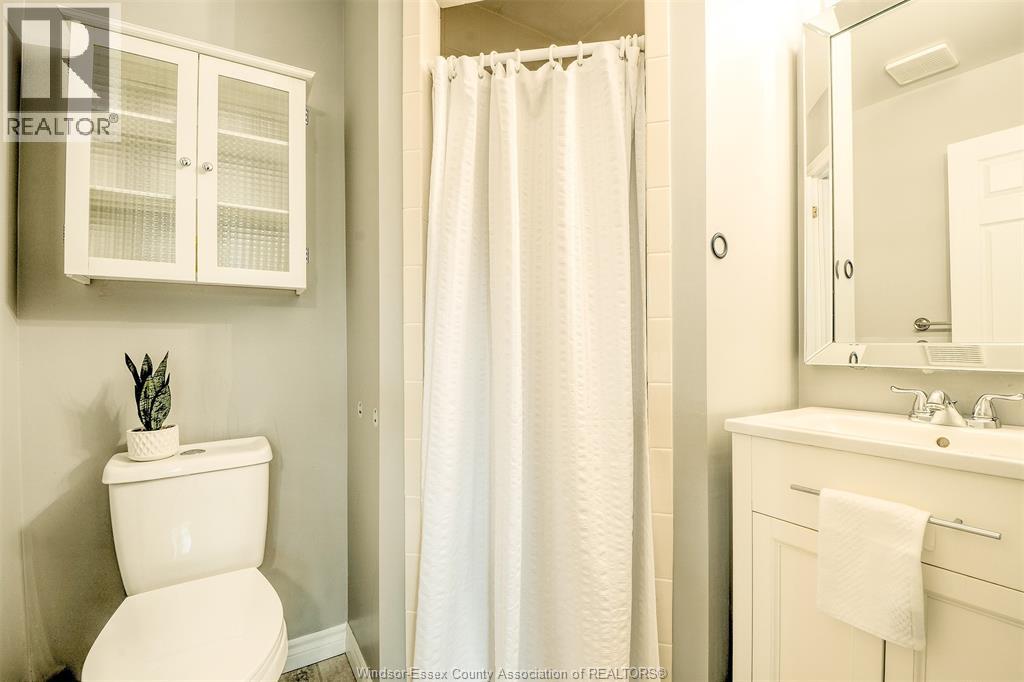 1051 CORA GREENWOOD - Image 25
