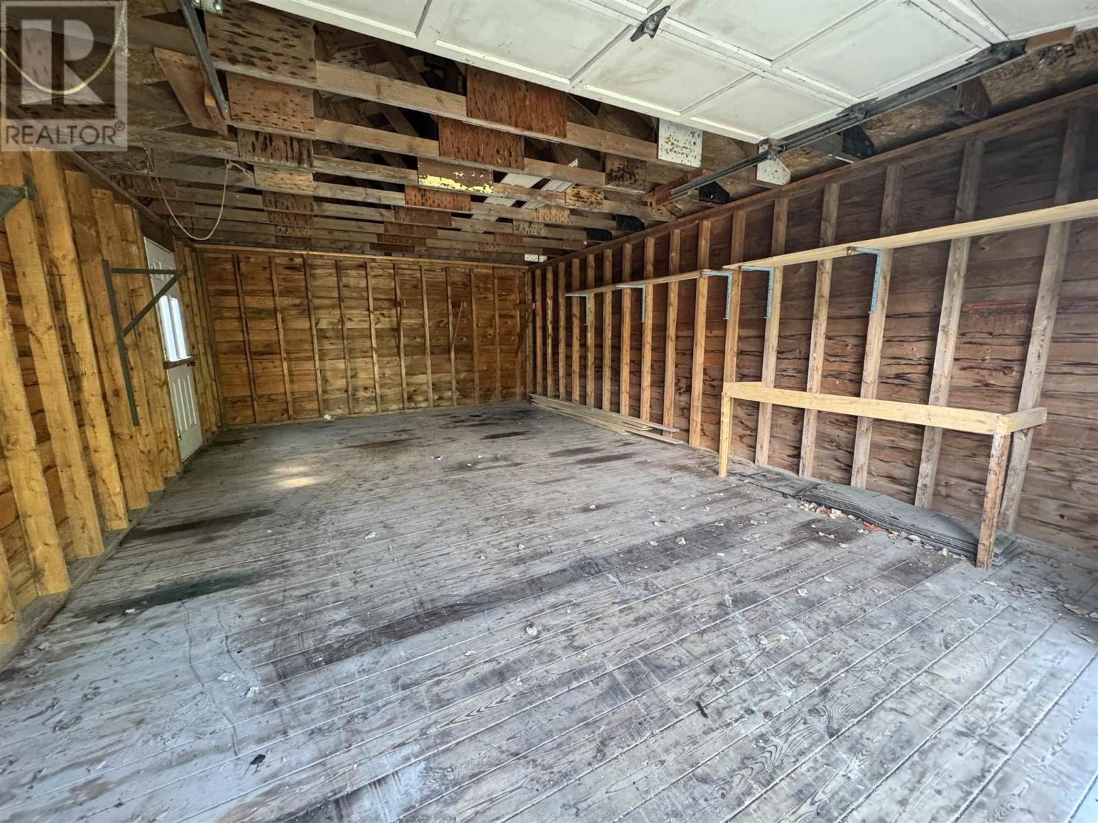 300 Martel RD - 27