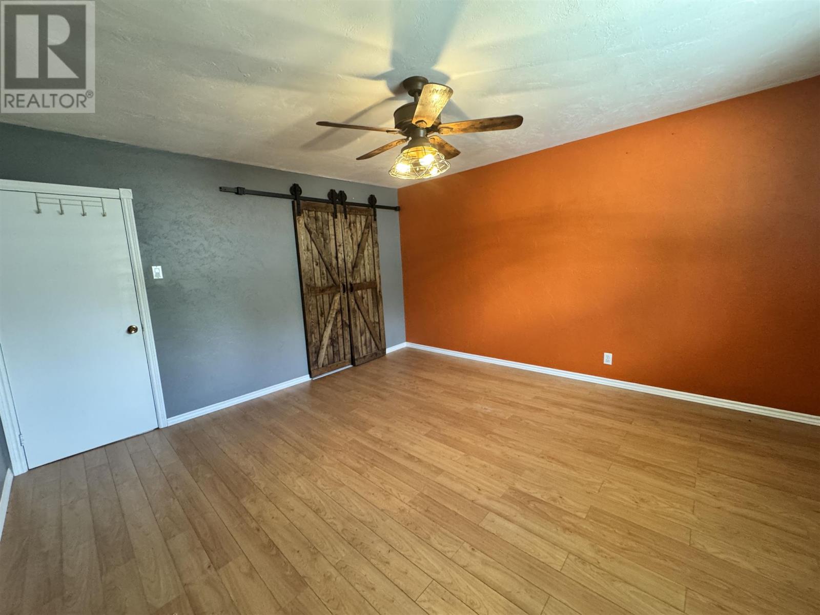 300 Martel RD - 8
