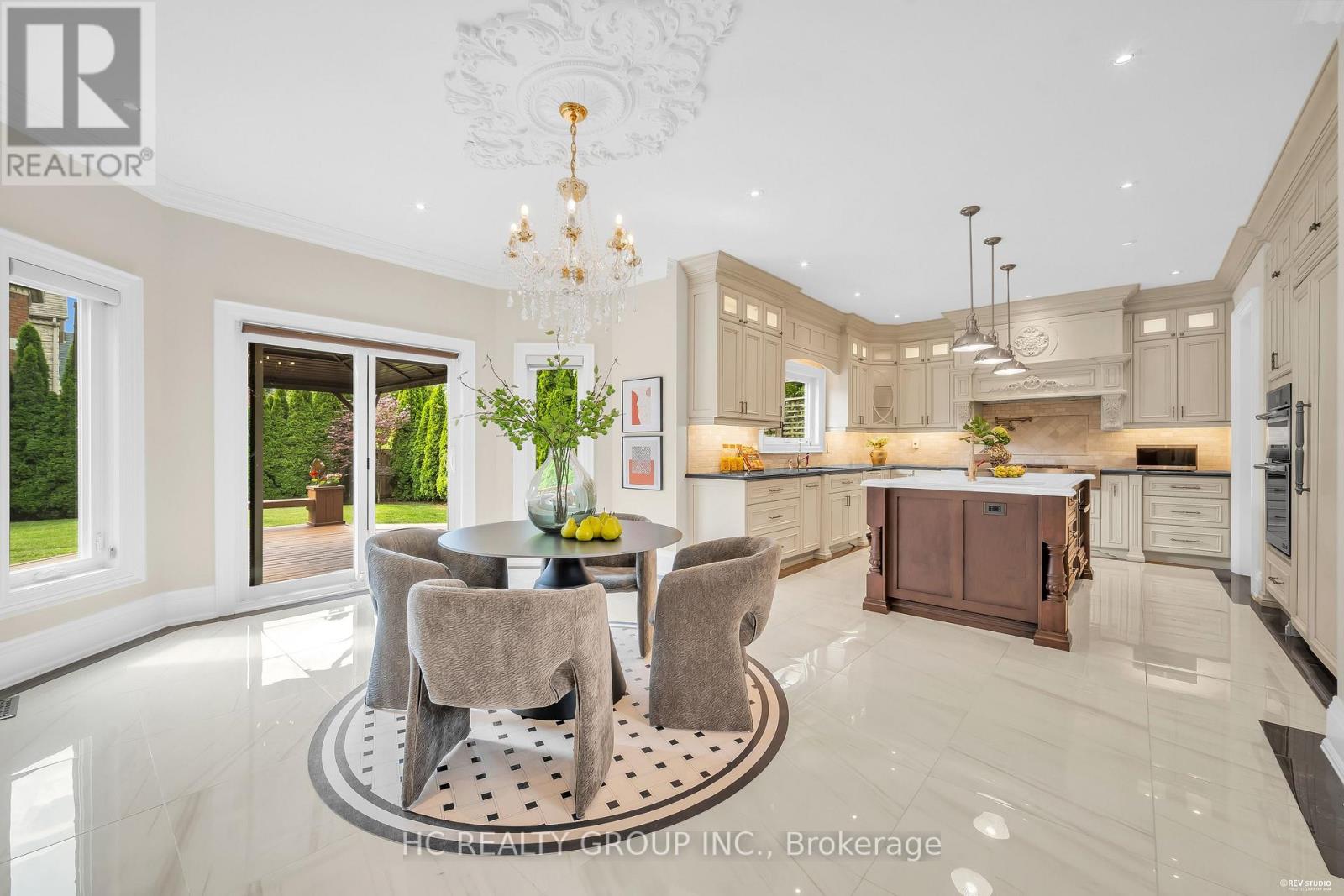 47 HILLHURST DRIVE - 15