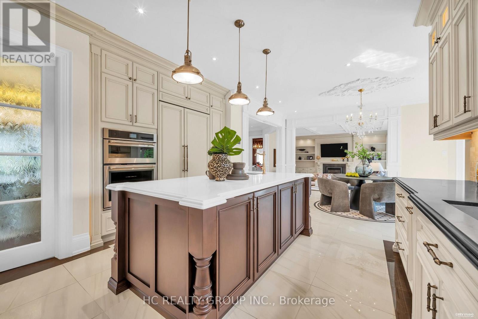 47 HILLHURST DRIVE - 17