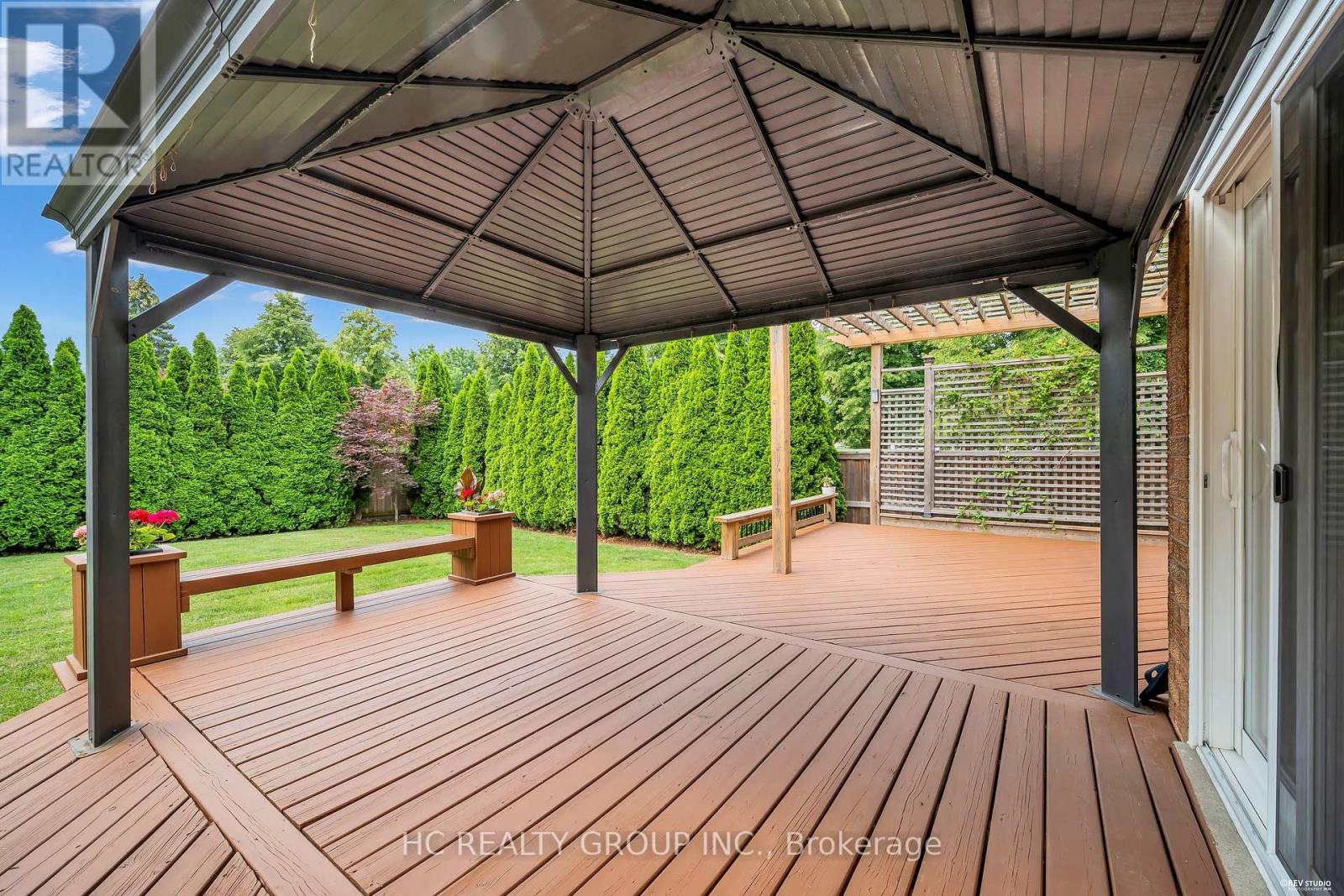 47 HILLHURST DRIVE - 47