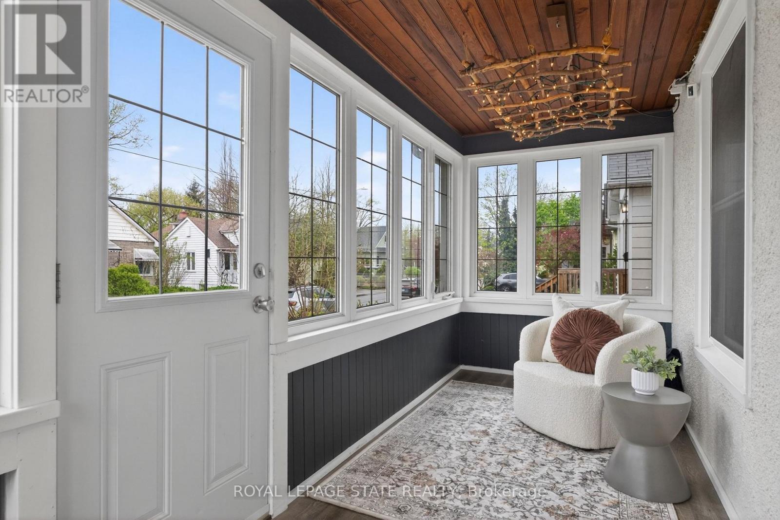 105 HIGHLAND AVENUE - 7