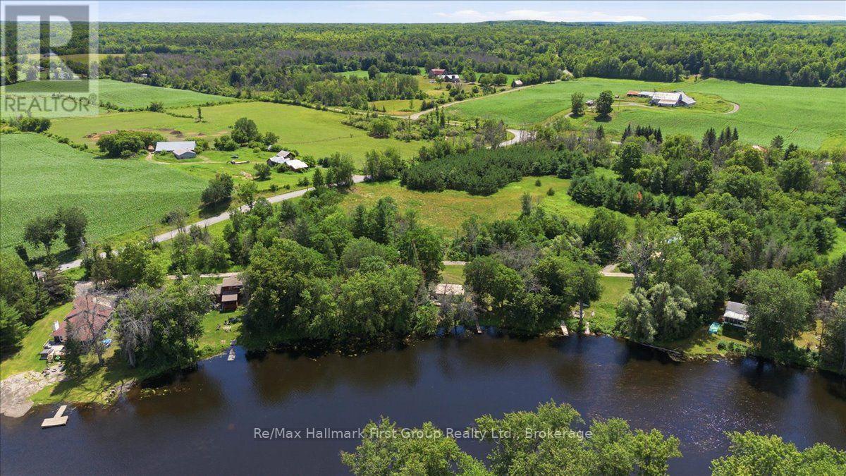 28 BIRCH LANE - 45