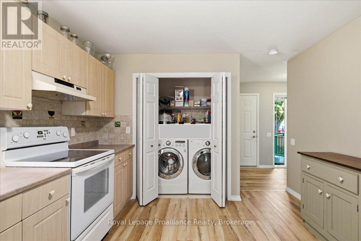 12 REYNOLDS PLACE - Image 11