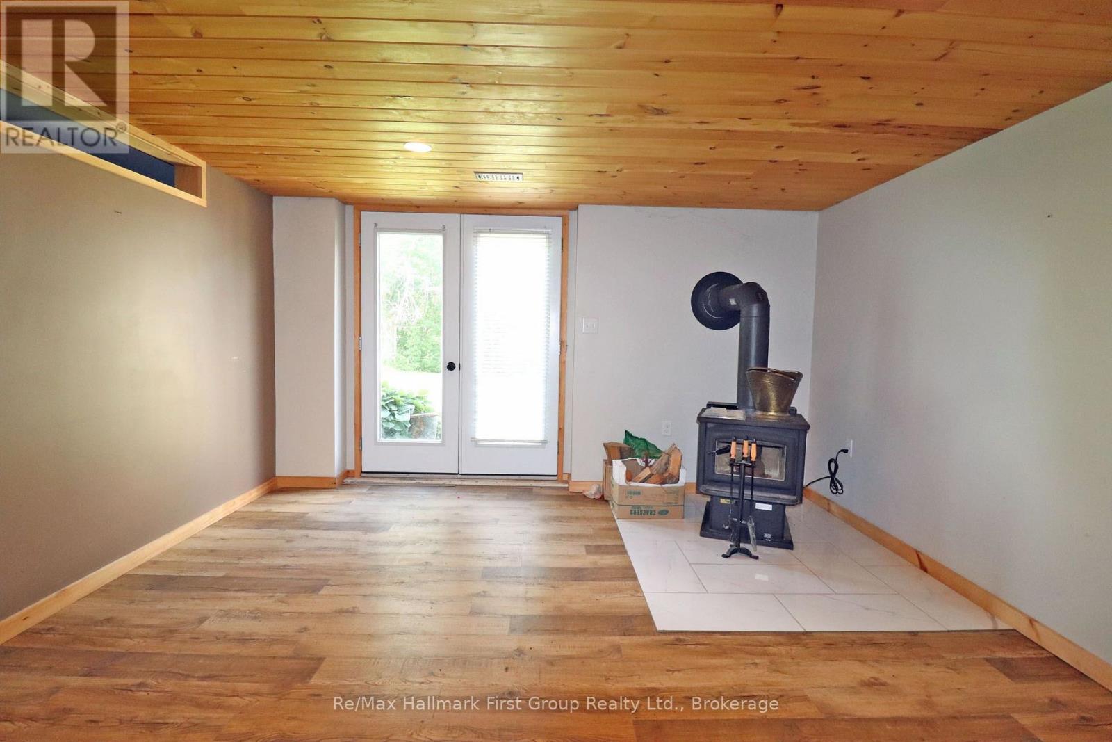 1840 QUEENSBOROUGH ROAD - 29