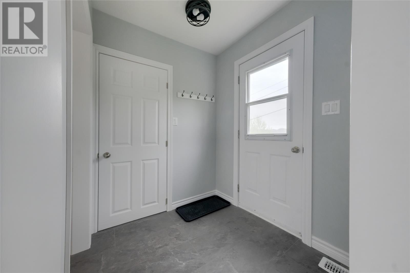 93 Clarence Street - 3