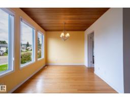 11415 142 Av Nw, Edmonton, AB T5X1L5 Photo 11
