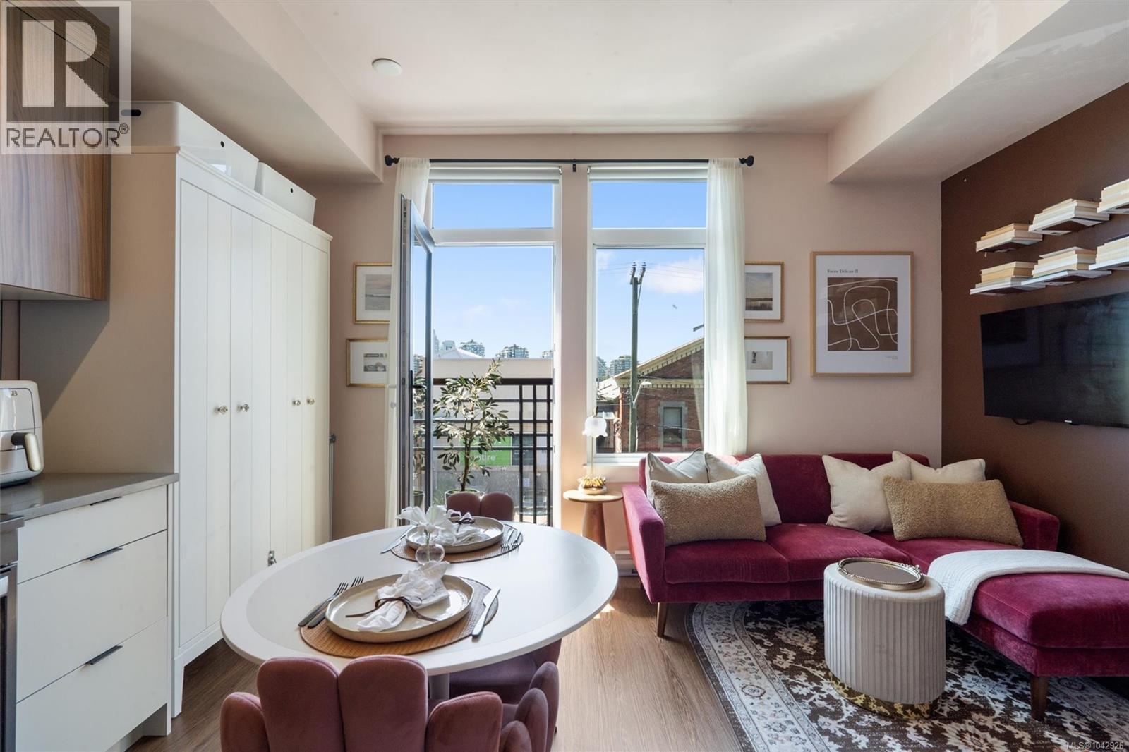 #310 515 Chatham St - 7