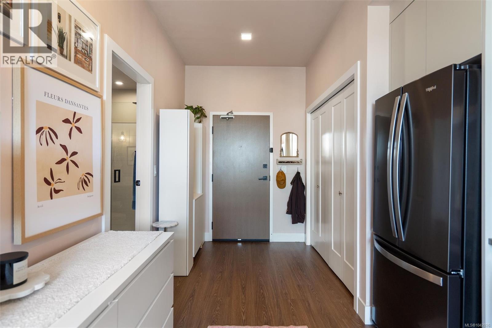 #310 515 Chatham St - 14
