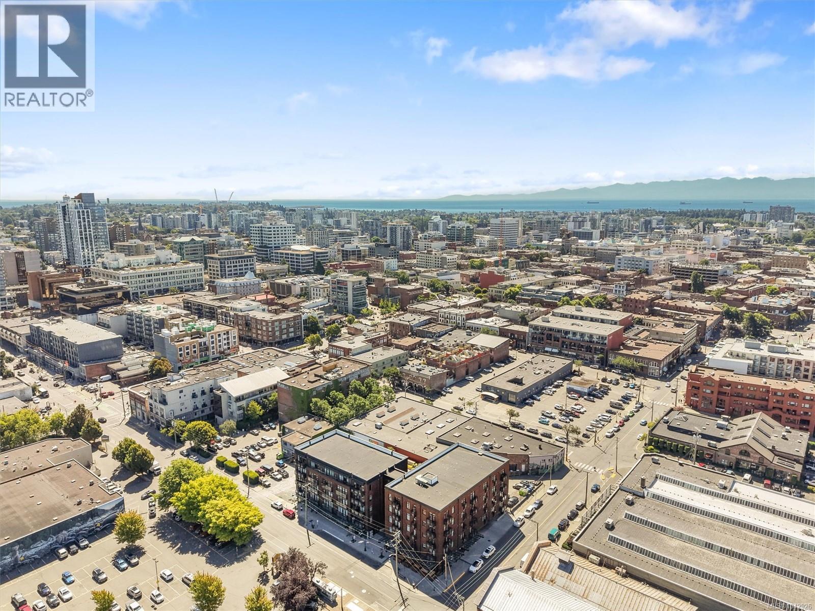 #310 515 Chatham St - 25