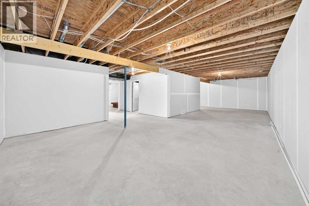 4405 48 Street - 30
