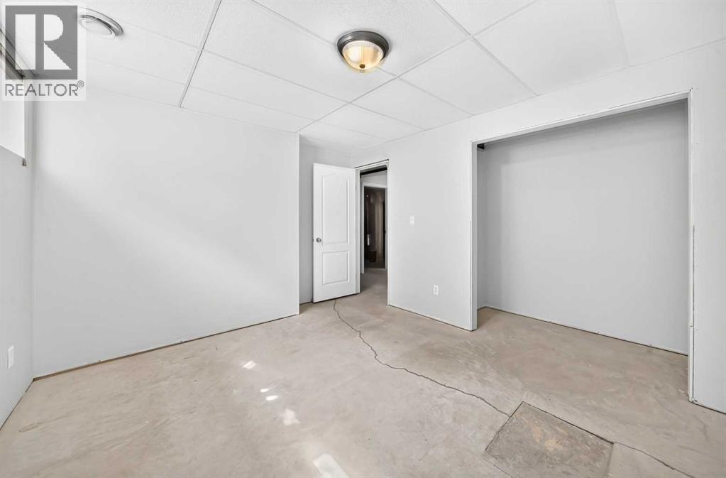 4405 48 Street - 36