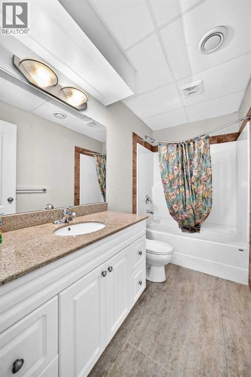 4405 48 Street - 38