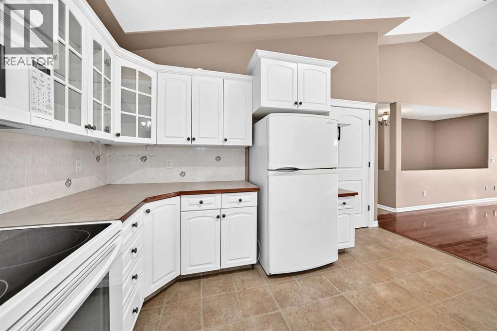 4405 48 Street - 9