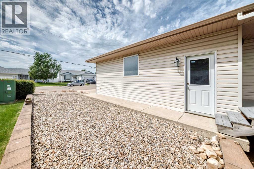 4405 48 Street - 43