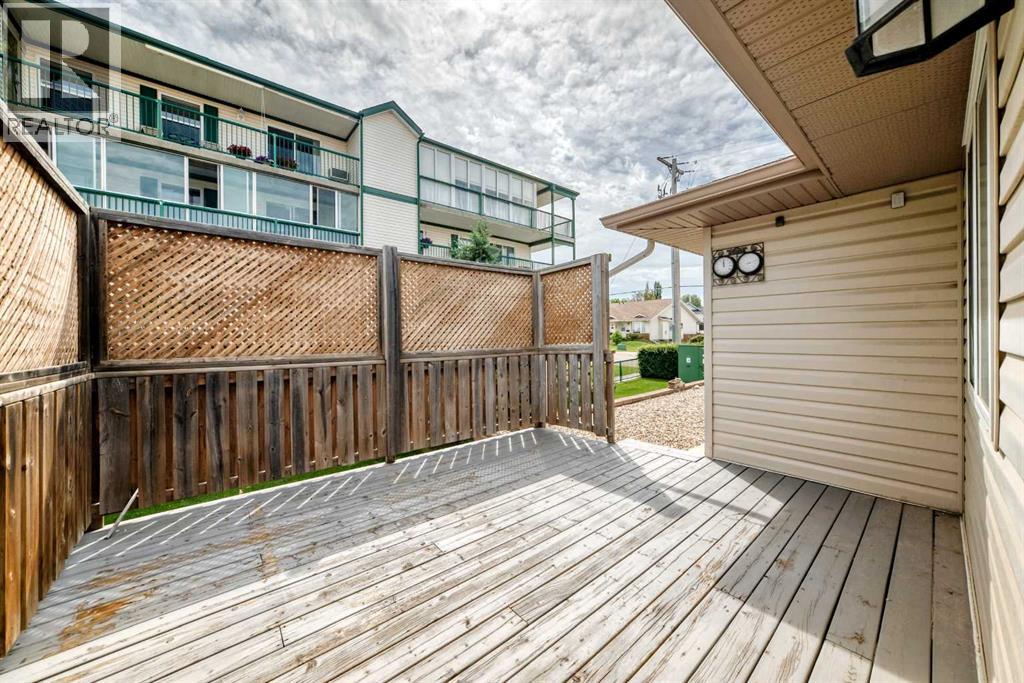 4405 48 Street - 24