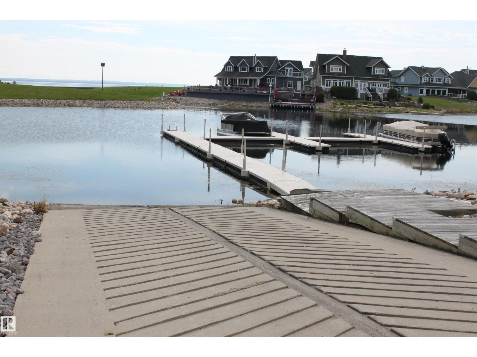 17 Sunset Harbour - 26