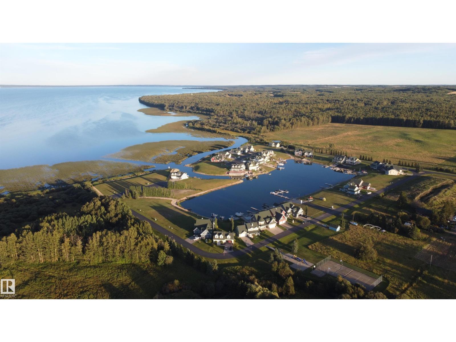 17 Sunset Harbour - 3