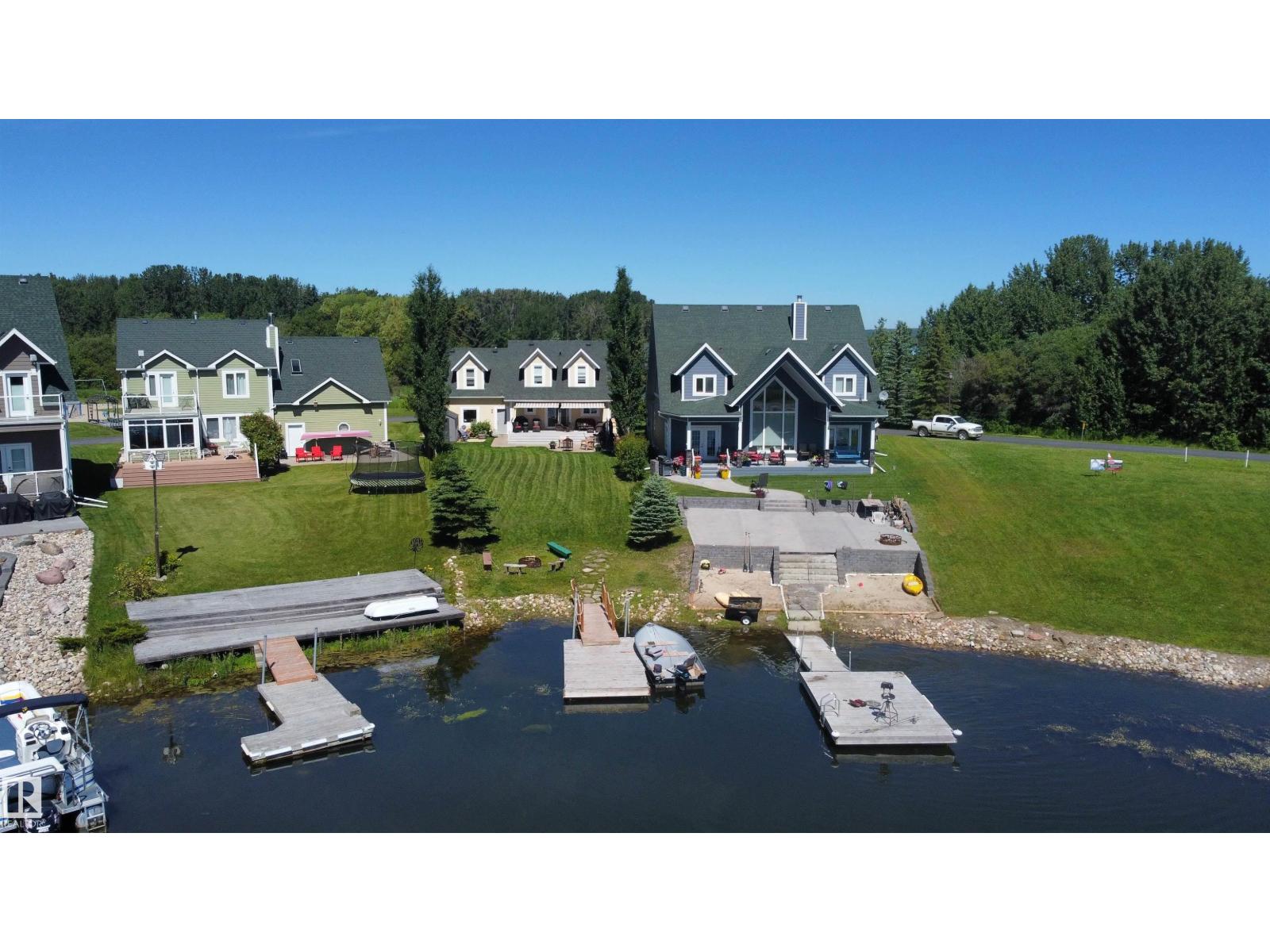 17 Sunset Harbour - 4