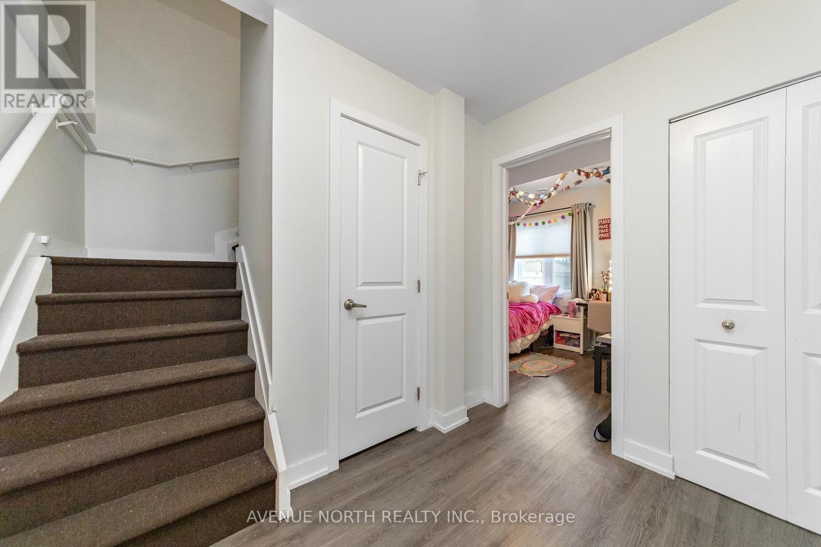 206 BLACKBURN AVENUE - 17
