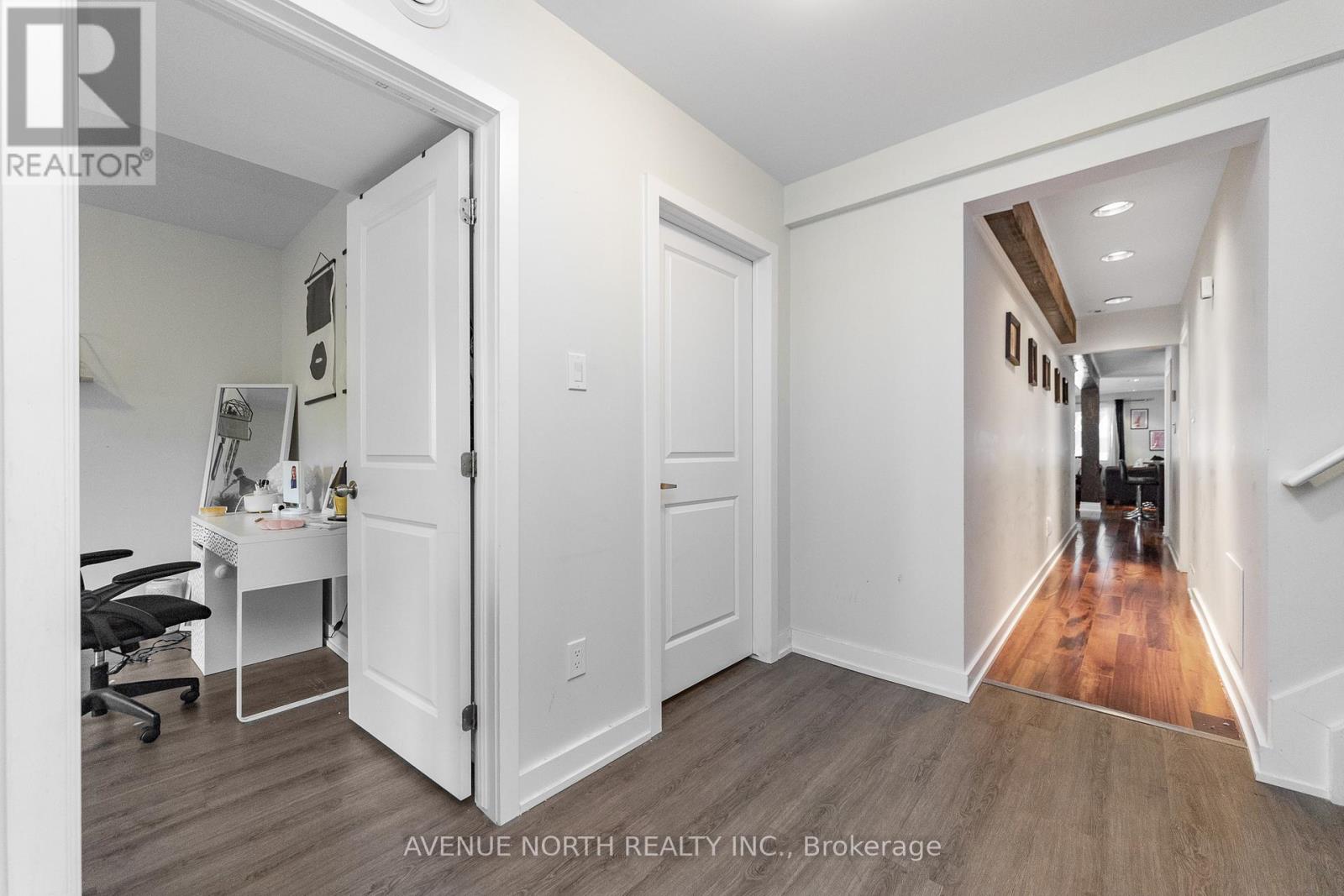 206 BLACKBURN AVENUE - 18
