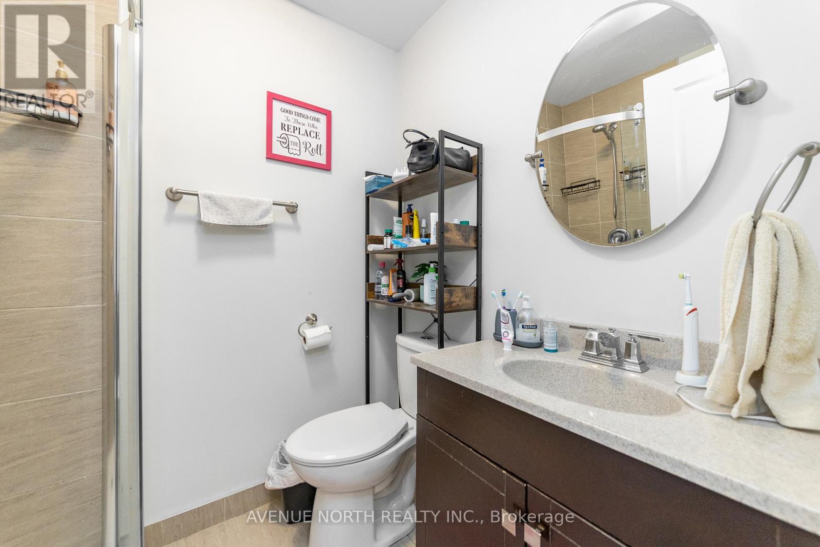 206 BLACKBURN AVENUE - 26