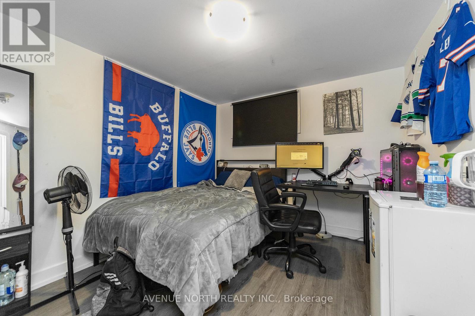 206 BLACKBURN AVENUE - 41