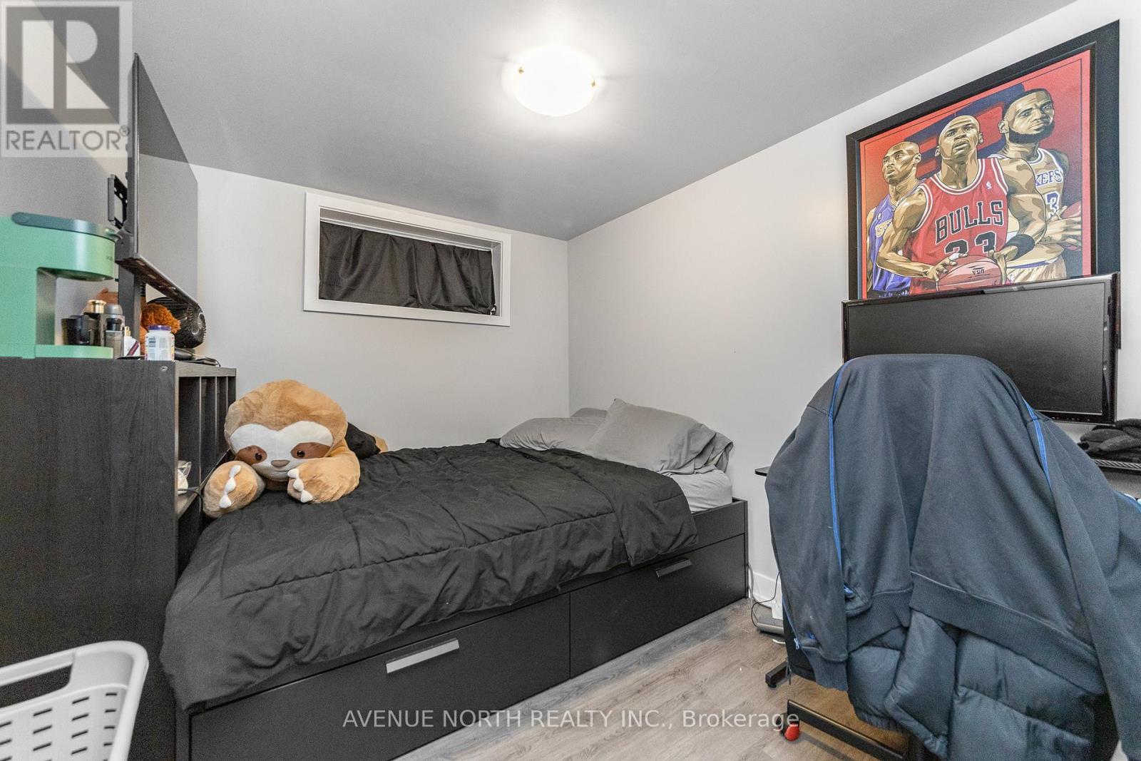 206 BLACKBURN AVENUE - 42
