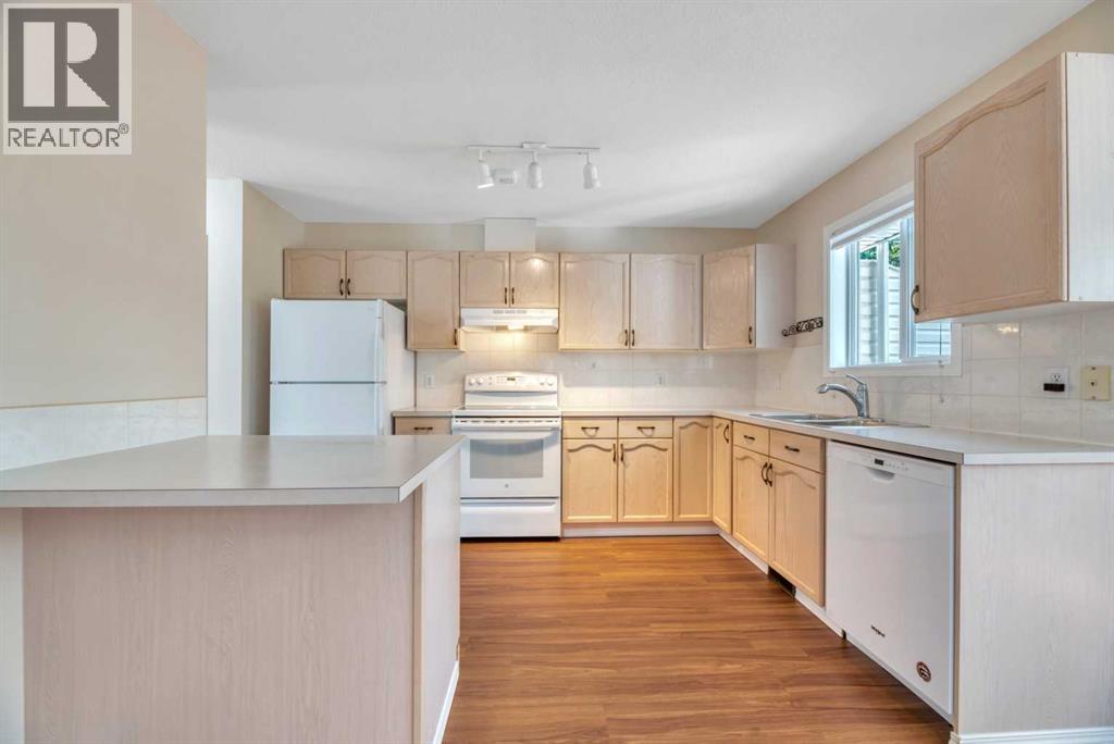 #1 15 Rocky Ridge Gate NW - 20