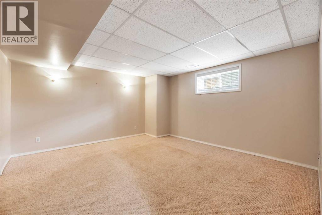 #1 15 Rocky Ridge Gate NW - 34
