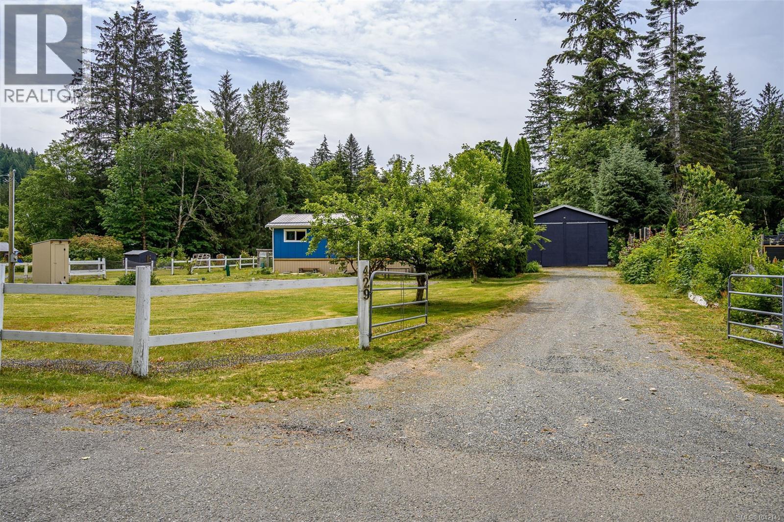 429 Community Rd - 25