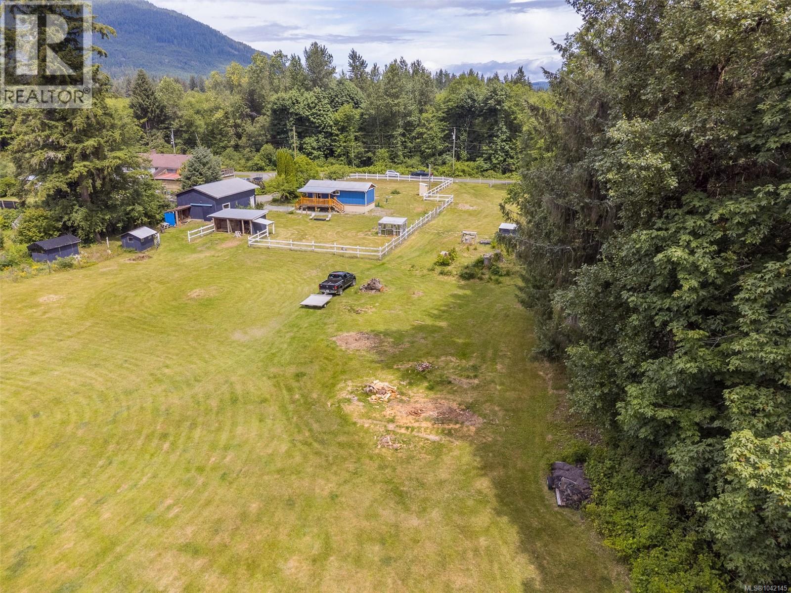 429 Community Rd - 1