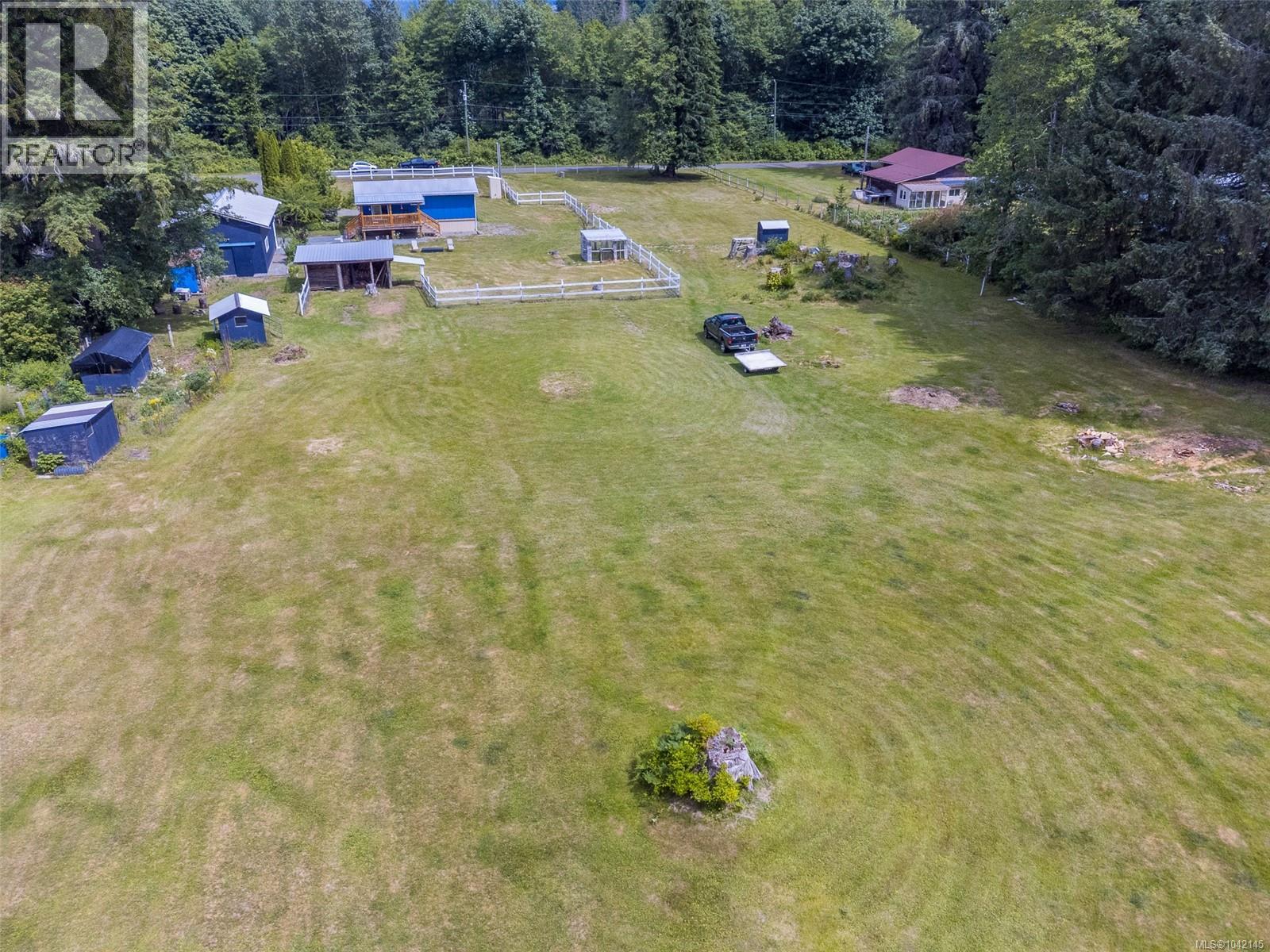 429 Community Rd - 45