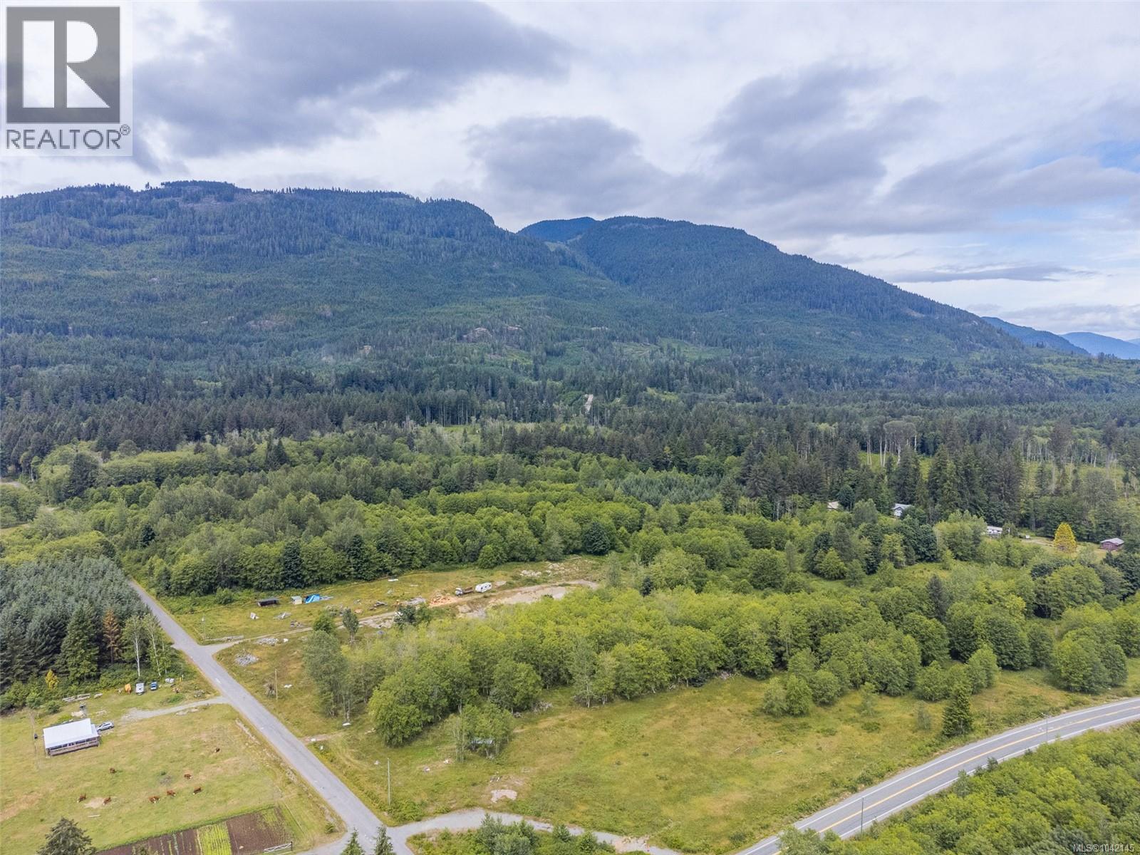 429 Community Rd - 40