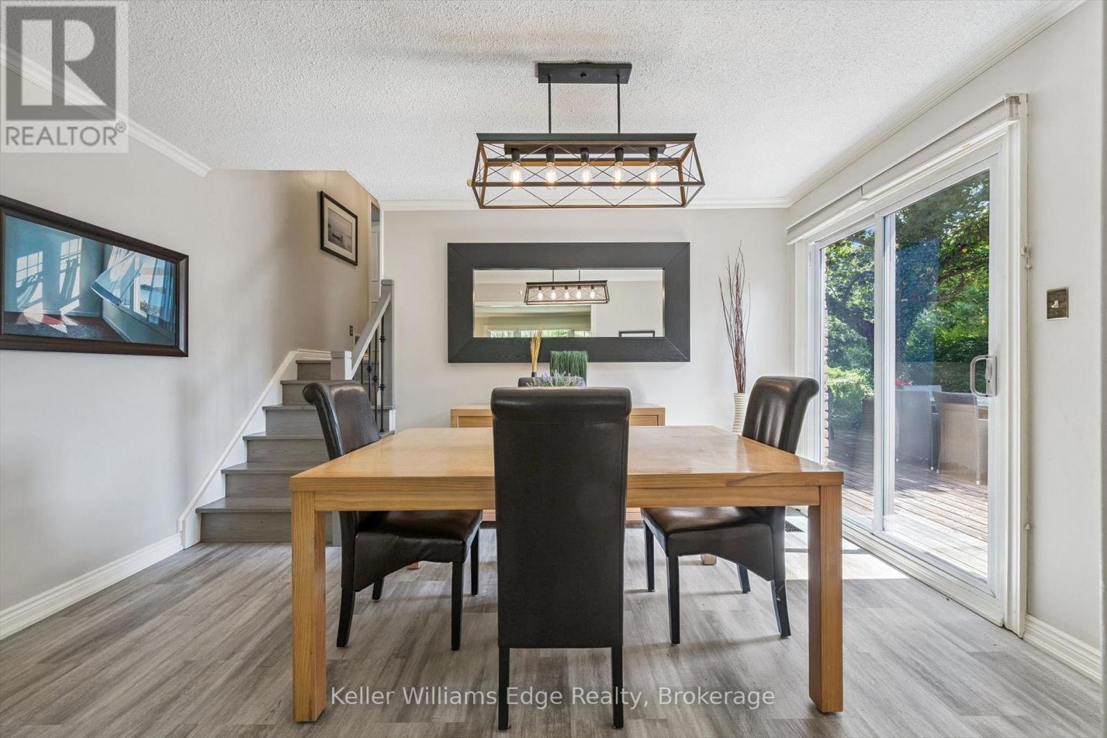 475 VANGUARD CRESCENT - 10